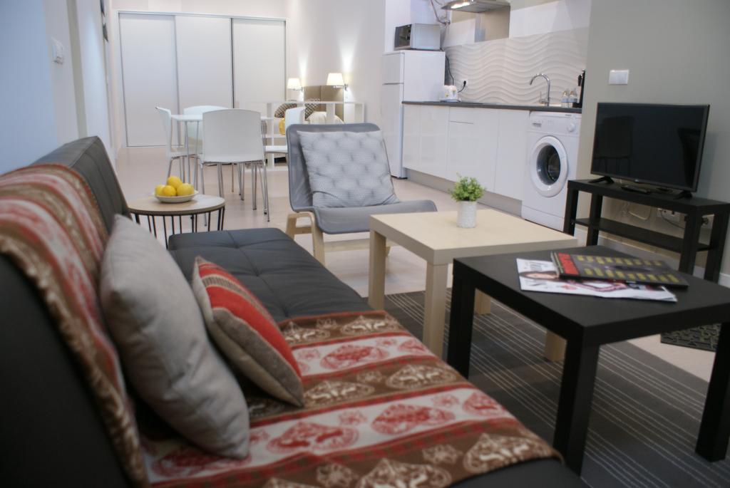 Apartamentos La Estacion M&S Albacete Værelse billede