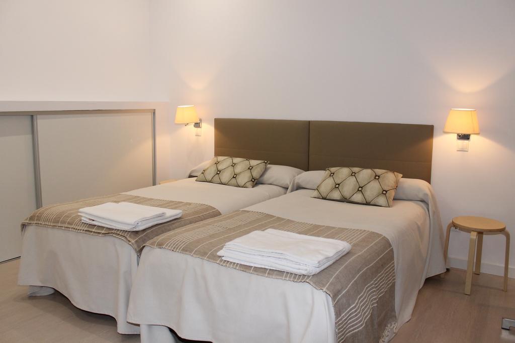 Apartamentos La Estacion M&S Albacete Værelse billede