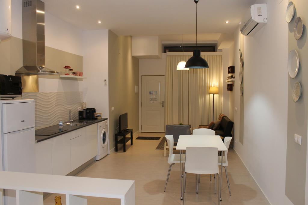 Apartamentos La Estacion M&S Albacete Værelse billede