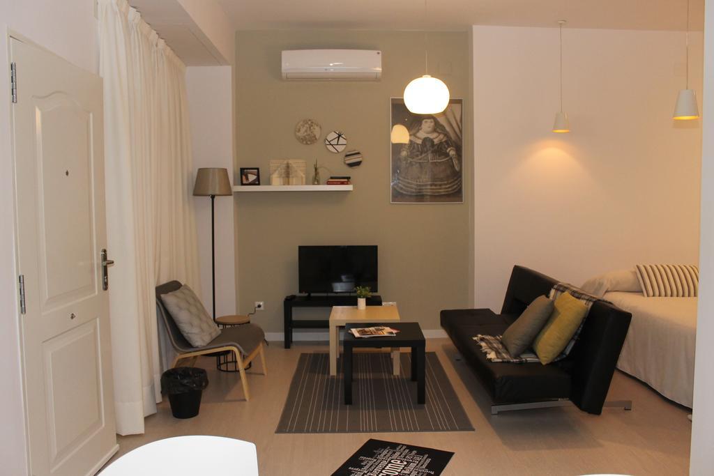 Apartamentos La Estacion M&S Albacete Værelse billede