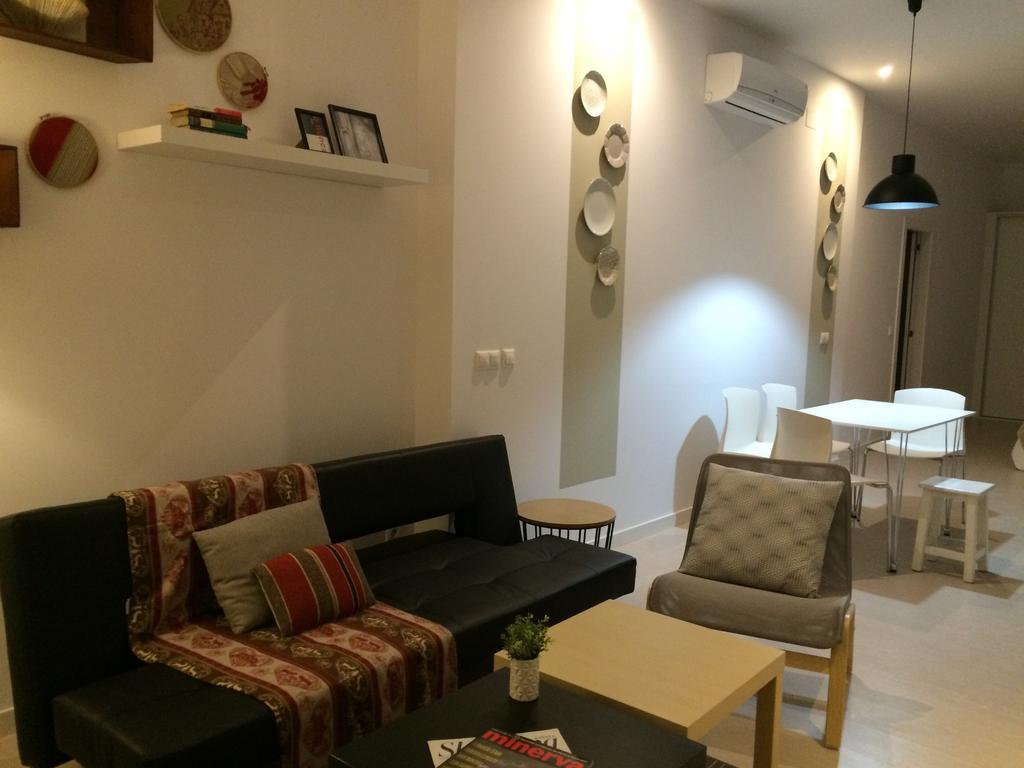 Apartamentos La Estacion M&S Albacete Værelse billede