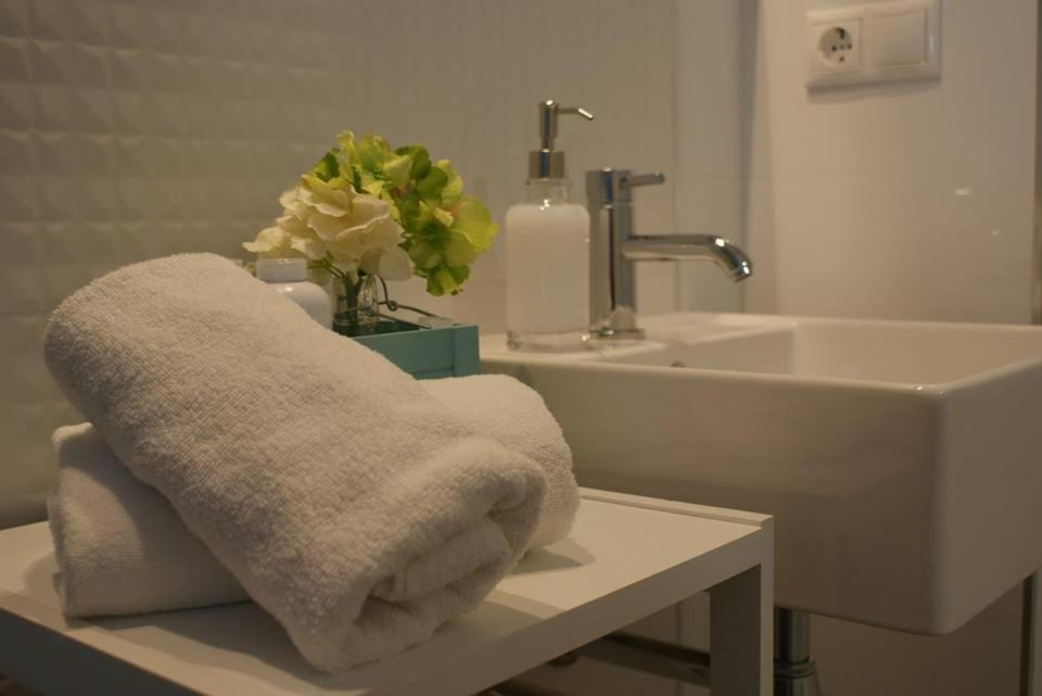 Apartamentos La Estacion M&S Albacete Eksteriør billede